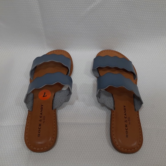 Beachie Slip-on Sandal - Picture 5 of 6